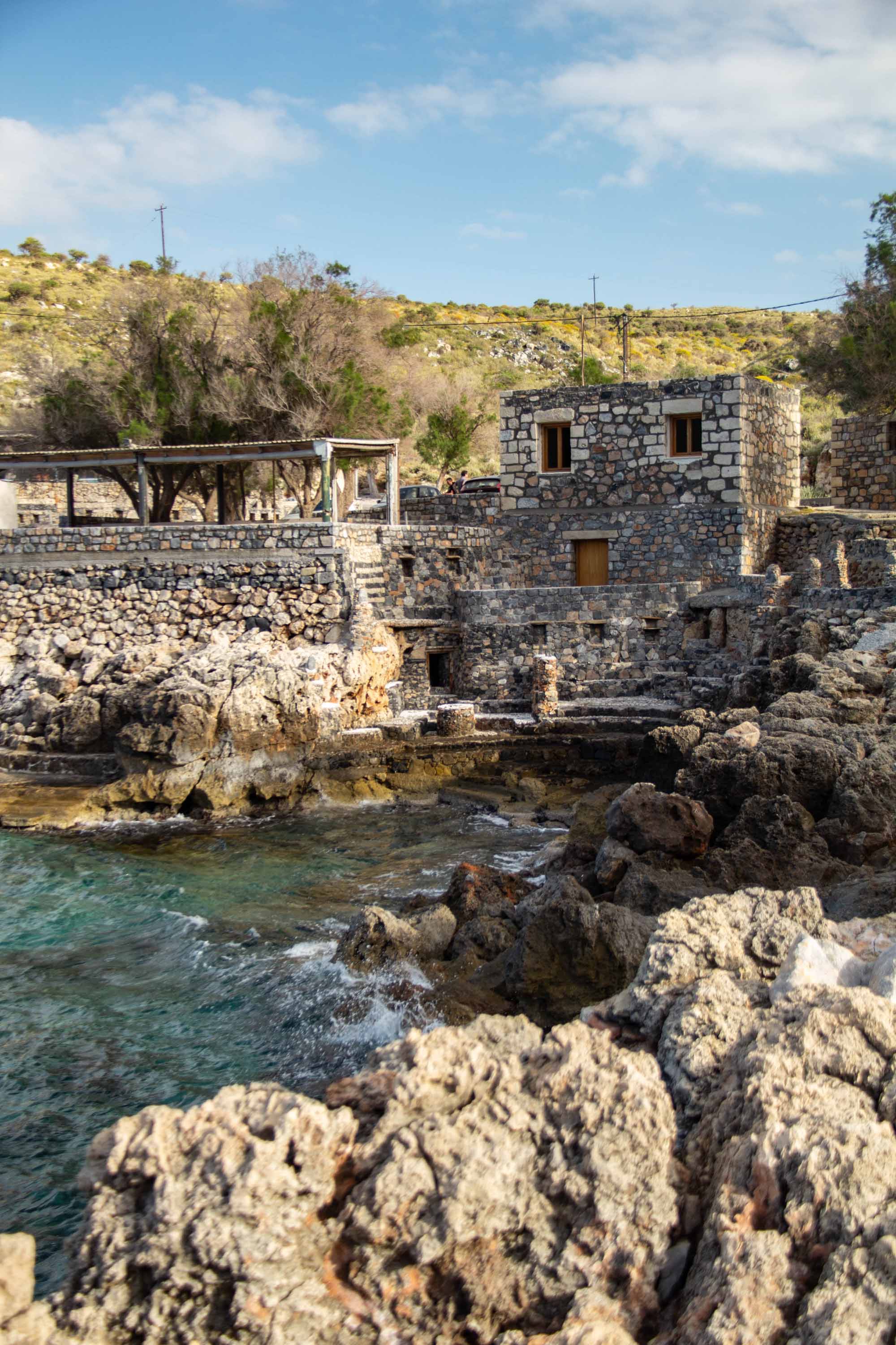 Omprogialos —— 2024